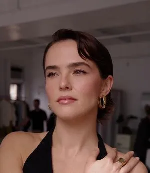 Zoey Deutch OnlyFans Leaked Free Thumbnail Picture - #rjDHxOZEK9