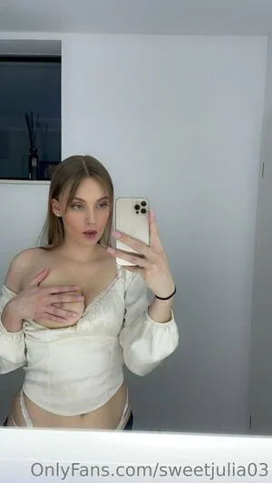 Zoeydaria OnlyFans Leaked Free Thumbnail Picture - #lD8iJfseNo