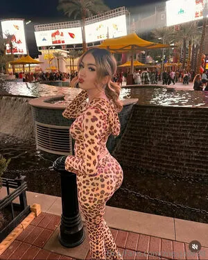 Zoeyjade98 OnlyFans Leaked Free Thumbnail Picture - #PpOqdMo7Bk