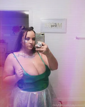 Zoeykatexo2 OnlyFans Leaked Free Thumbnail Picture - #mWkSBoraVf