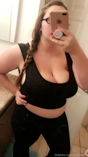 Zoeykatexo2 OnlyFans Leaked Free Thumbnail Picture - #nExoEXaKvB