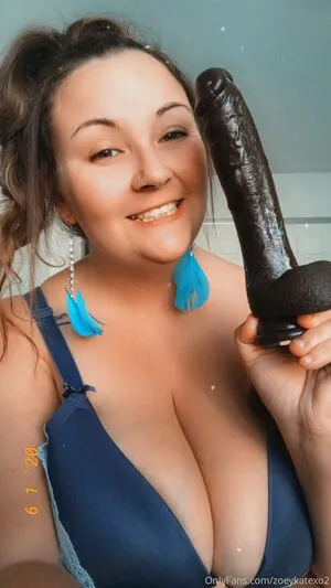 Zoeykatexo2 OnlyFans Leaked Free Thumbnail Picture - #nfO5yR8QYW