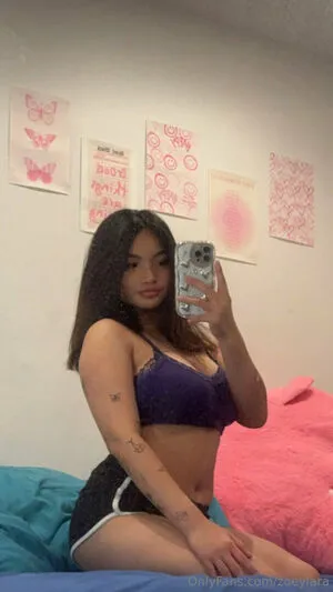 Zoeylara OnlyFans Leaked Free Thumbnail Picture - #KeFCNso6EC