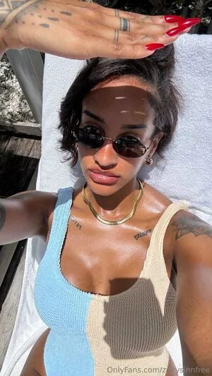 Zoeysinnfree OnlyFans Leaked Free Thumbnail Picture - #4DB7CFPpTz