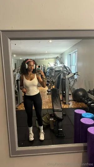 Zoeysinnfree OnlyFans Leaked Free Thumbnail Picture - #8eyWhB2HkX