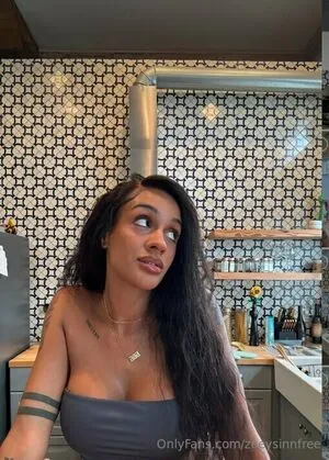 Zoeysinnfree OnlyFans Leaked Free Thumbnail Picture - #Amid34mWPz