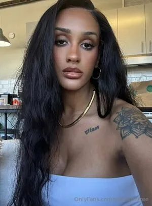 Zoeysinnfree OnlyFans Leaked Free Thumbnail Picture - #LJpiaWdeSl