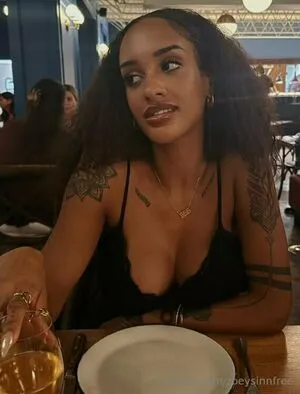 Zoeysinnfree OnlyFans Leaked Free Thumbnail Picture - #w49fNBIqA3