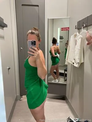 Zoeytryingnewthings OnlyFans Leaked Free Thumbnail Picture - #4Agp3F8og3