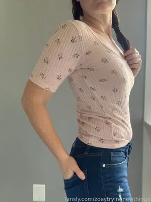 Zoeytryingnewthings OnlyFans Leaked Free Thumbnail Picture - #DoWxXqdJVm