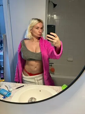 Zoieburgher OnlyFans Leaked Free Thumbnail Picture - #42zGvm09CA