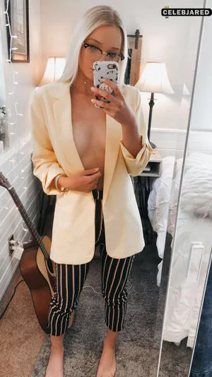 Zola Bzdek OnlyFans Leaked Free Thumbnail Picture - #1V9W6KjTBJ
