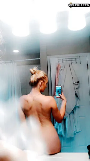 Zola Bzdek OnlyFans Leaked Free Thumbnail Picture - #CshDI6fxzb