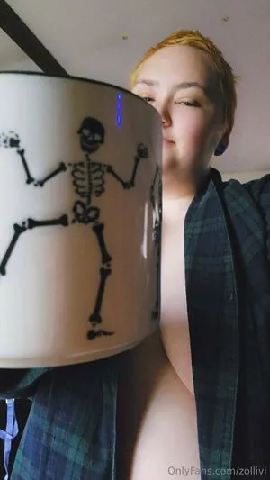 Zollivi OnlyFans Leaked Free Thumbnail Picture - #If7BAI8Dpi