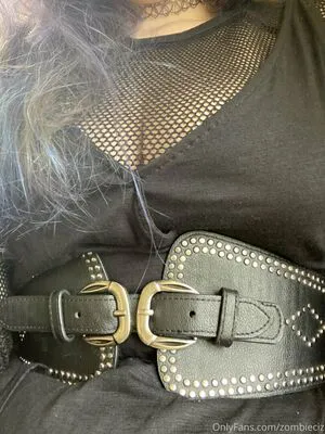 Zombieciz OnlyFans Leaked Free Thumbnail Picture - #2pEKNtesje