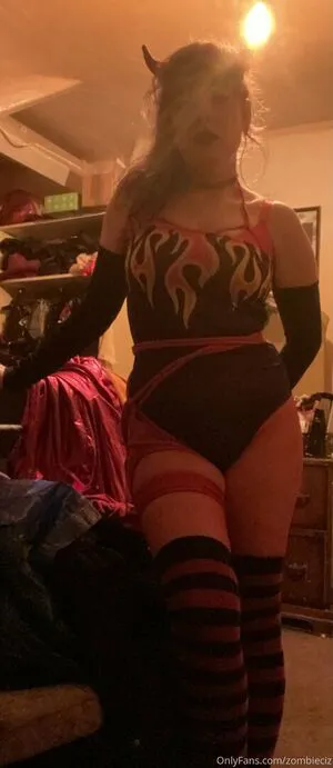 Zombieciz OnlyFans Leaked Free Thumbnail Picture - #Tggr1NsmsQ