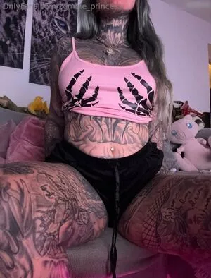 Zombieprinzessin OnlyFans Leaked Free Thumbnail Picture - #Xs1WCnAKvI