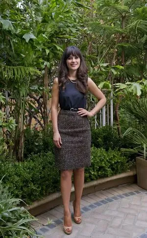 Zooey Deschanel OnlyFans Leaked Free Thumbnail Picture - #2wGBZQsycX