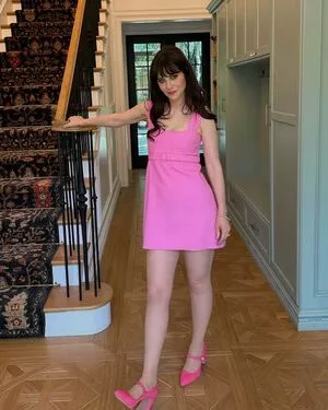 Zooey Deschanel OnlyFans Leaked Free Thumbnail Picture - #7q9SJ7Th1J