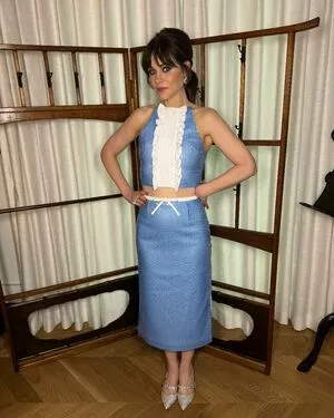 Zooey Deschanel OnlyFans Leaked Free Thumbnail Picture - #DzwJuAg7oX