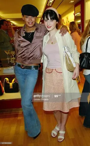 Zooey Deschanel OnlyFans Leaked Free Thumbnail Picture - #cRvWeJ1N5n