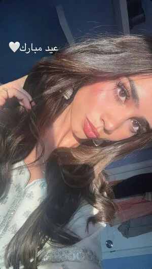 Zoyaurkhan OnlyFans Leaked Free Thumbnail Picture - #0phL4XnVSE