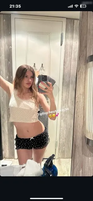Zs Zs Inci Brkle OnlyFans Leaked Free Thumbnail Picture - #IkAkU284HU