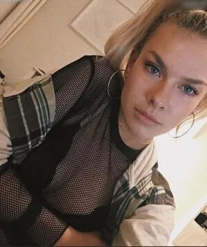 Zs Zs Inci Brkle OnlyFans Leaked Free Thumbnail Picture - #ckQcGE8bOz