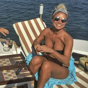 Zumrut Nural Dorman OnlyFans Leaked Free Thumbnail Picture - #bLzHTUc4Lh