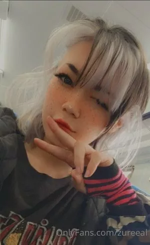 zureeal OnlyFans Leaked Free Thumbnail Picture - #GVJeDnYjbL
