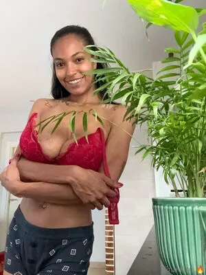 Zurihill OnlyFans Leaked Free Thumbnail Picture - #lHzxso2din