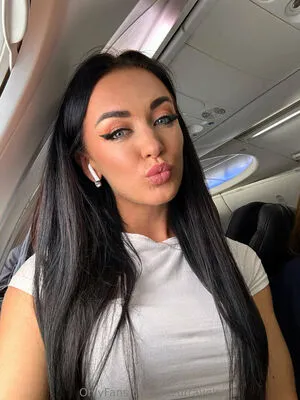 Zuzutravels OnlyFans Leaked Free Thumbnail Picture - #MMjbzlyTjN