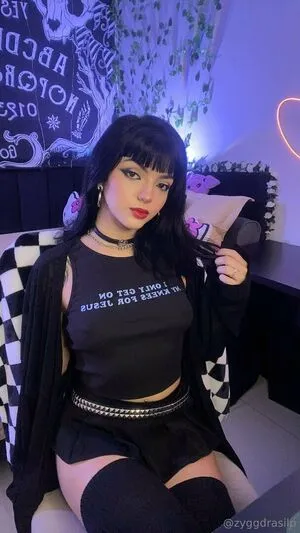 zyggdrasilp OnlyFans Leaked Free Thumbnail Picture - #RtmnOlRaA5